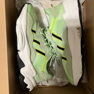 Adidas Ozweego J